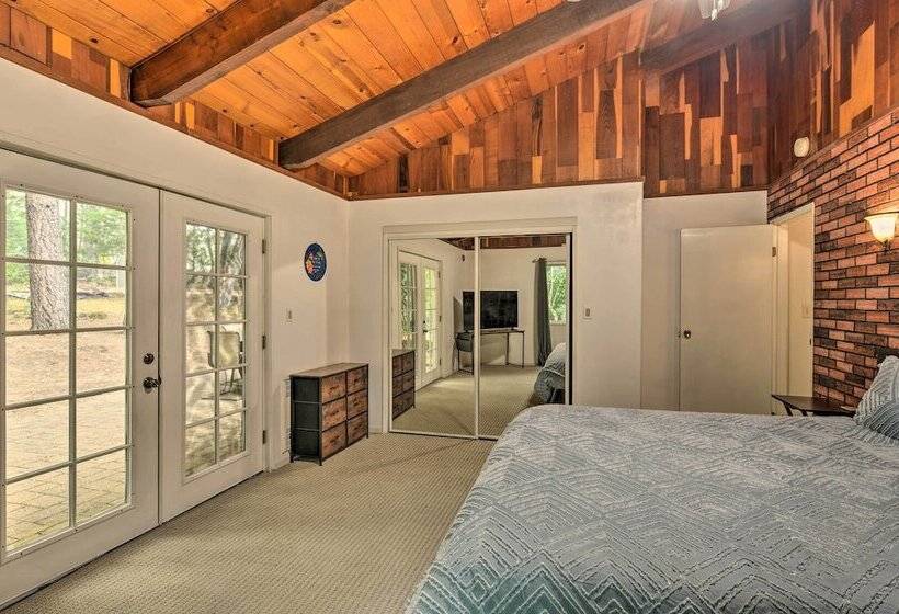 Step Free Hawkins Bar Home Near Trinity River