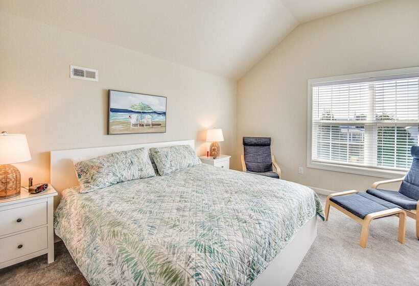 Stunning Cape Charles Retreat ~ 1 Mi To Beach