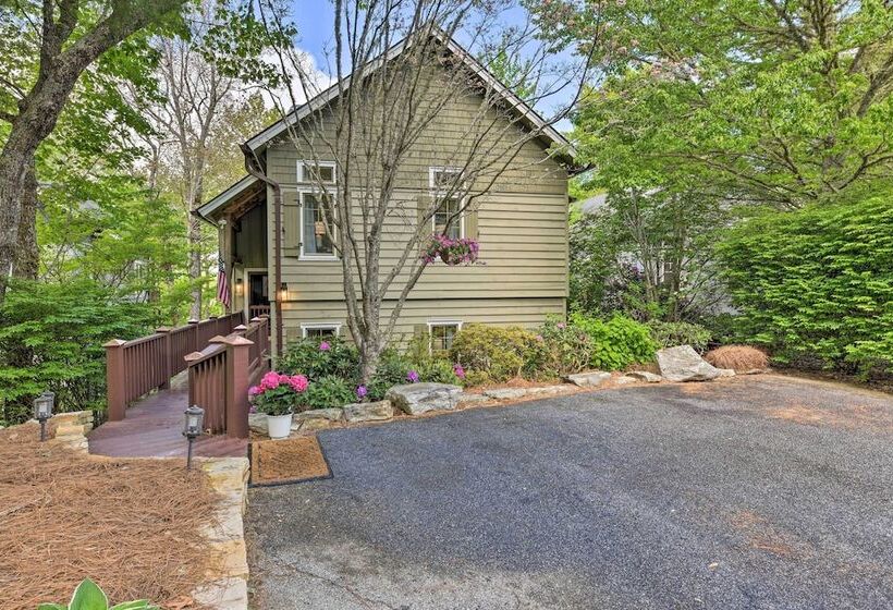 Cashiers Getaway W/ Decks & Golf Course Views