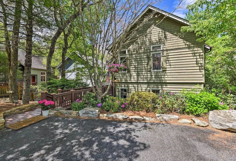 Cashiers Getaway W/ Decks & Golf Course Views