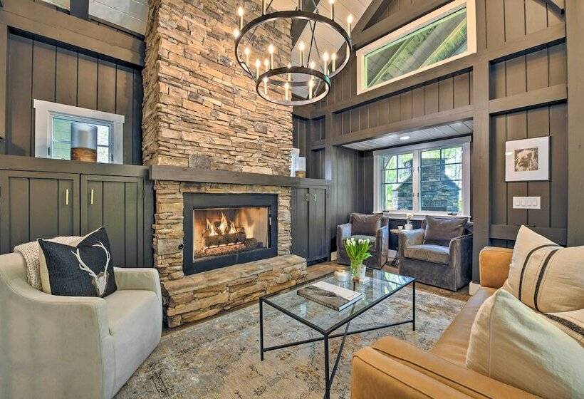 Cashiers Getaway W/ Decks & Golf Course Views