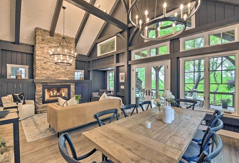 Cashiers Getaway W/ Decks & Golf Course Views