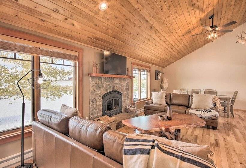 Stunning Gallatin Gateway Mountain Retreat!