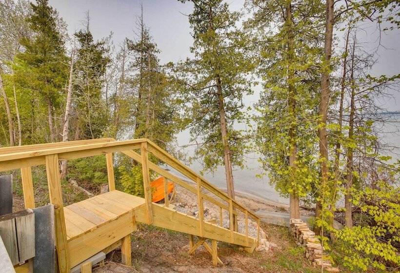 Suttons Bay Home W/ Fire Pit & Lake Views!