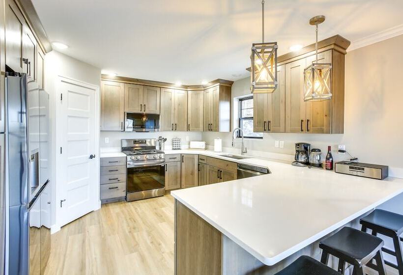 Suttons Bay Home W/ Fire Pit & Lake Views!