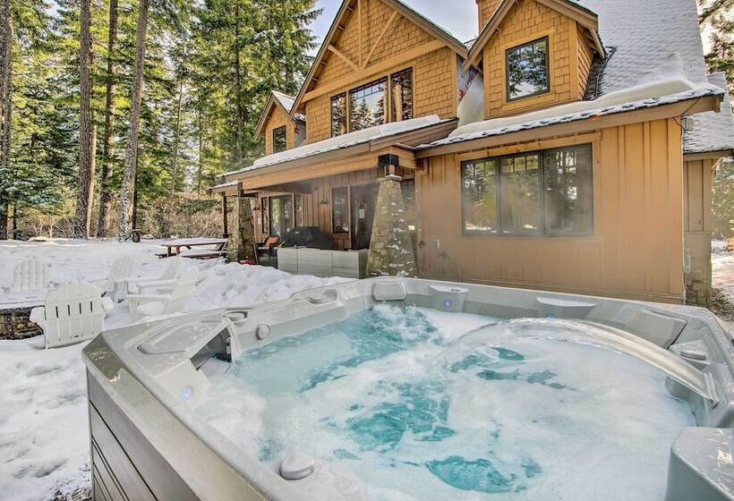 Hot Tub & Game Room: Home In Cle Elum