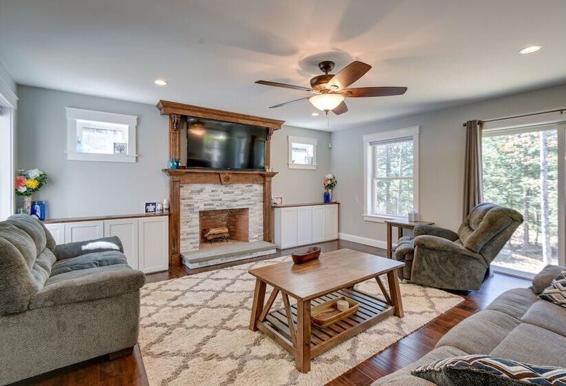 Stunning Wells Home W/ Fire Pit & Porch!