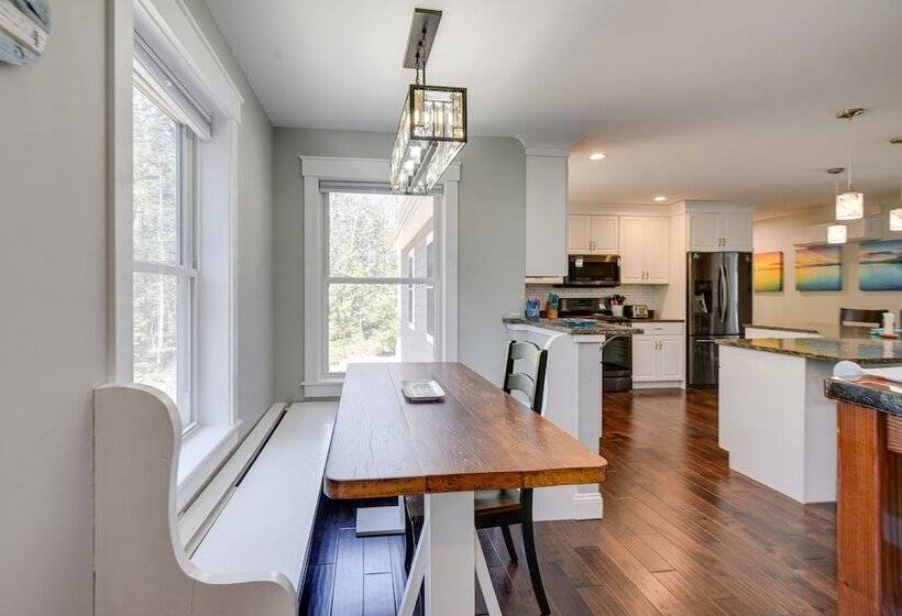 Stunning Wells Home W/ Fire Pit & Porch!