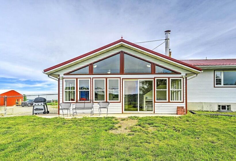 Stunning Wisconsin Retreat On Active Farm!