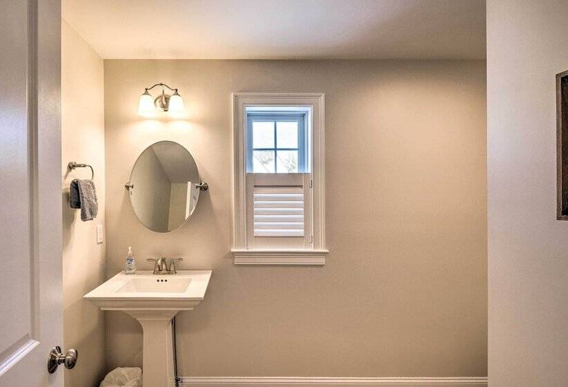 Stylish Arundel Cottage, 6 Mi To Dock Square!