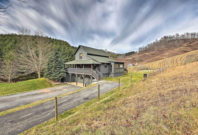 Stylish Vilas Hideaway: Hike, Ski & Explore!