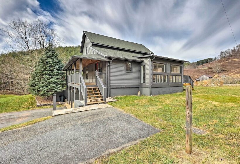 Stylish Vilas Hideaway: Hike, Ski & Explore!