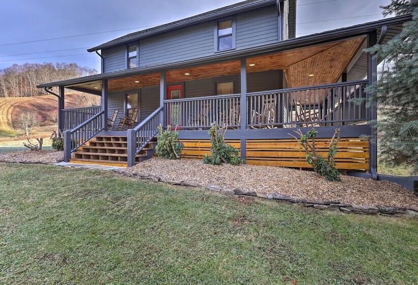 Stylish Vilas Hideaway: Hike, Ski & Explore!