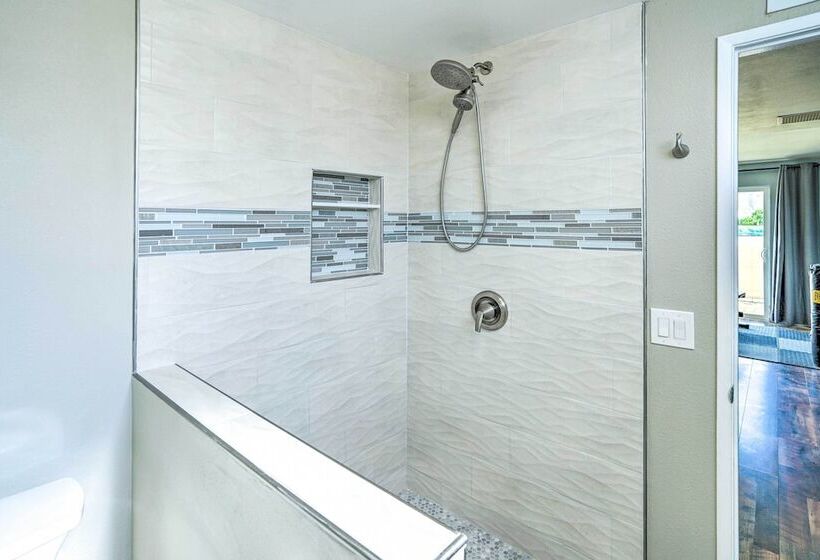 Sun Dappled Palm Desert Retreat W/ Pool & Spa