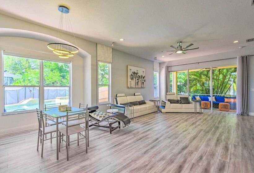 Sun Soaked Sarasota Oasis W/ Pool & Hot Tub!
