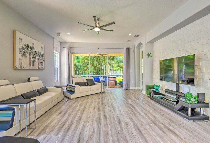 Sun Soaked Sarasota Oasis W/ Pool & Hot Tub!