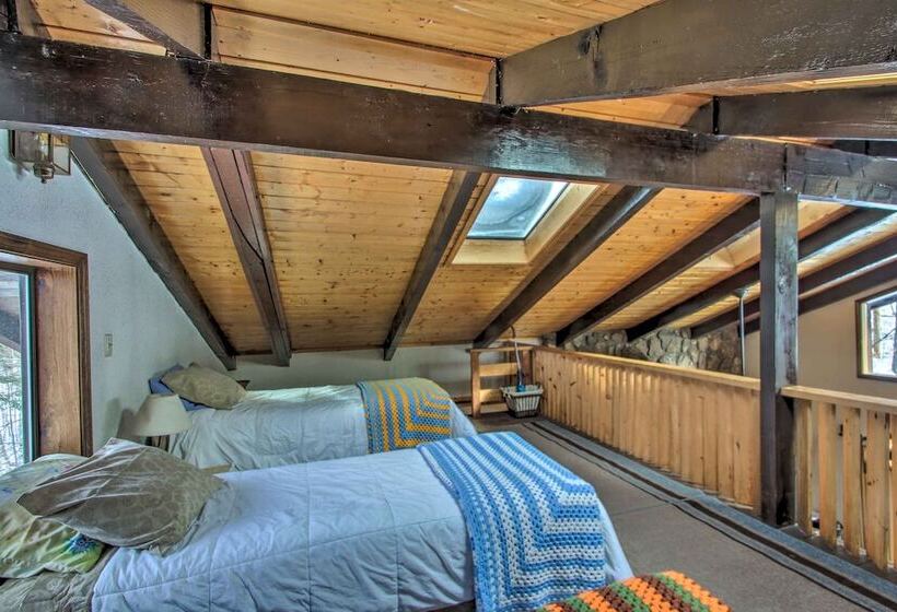 Swiss Style Chalet W/ Fireplace Near Story Land!