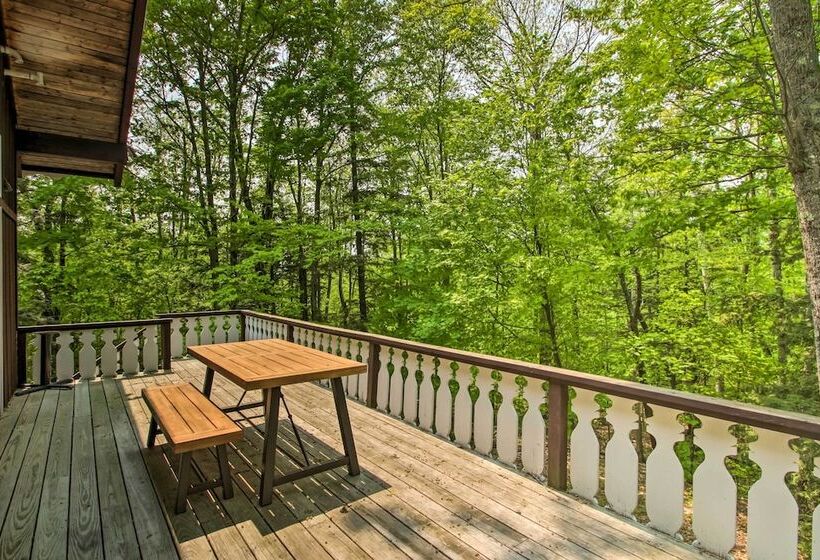 Swiss Style Chalet W/ Fireplace Near Story Land!