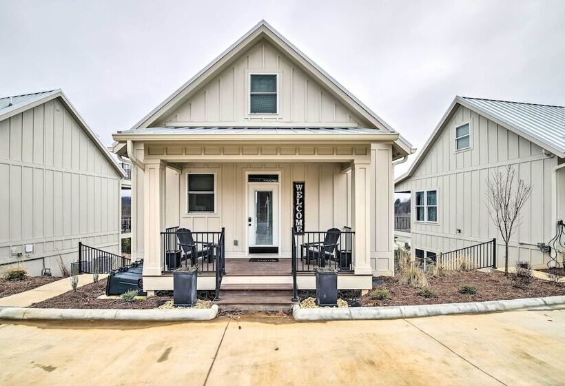 Tennessee Vacation Rental: Boat Slip Access!