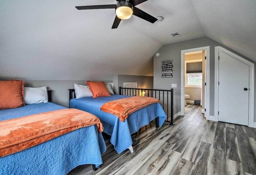 Tennessee Vacation Rental: Boat Slip Access!