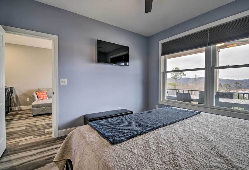 Tennessee Vacation Rental: Boat Slip Access!