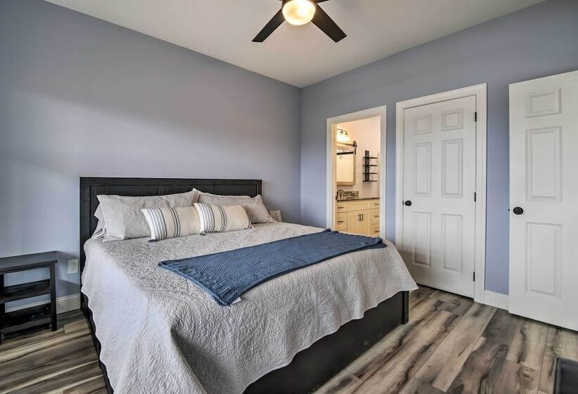 Tennessee Vacation Rental: Boat Slip Access!