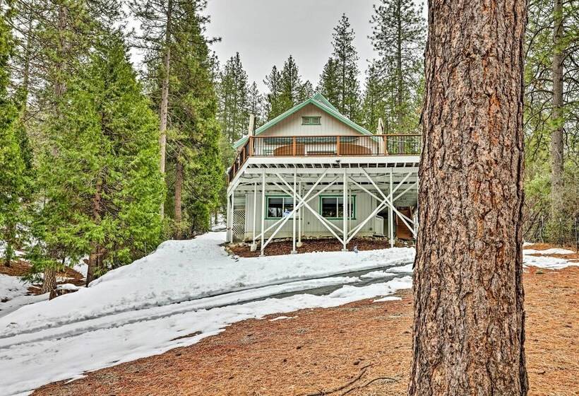 The Valley View: Pine Mountain Lake Cabin