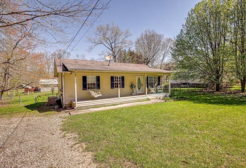 Tracy City Home Near South Cumberland State Park!