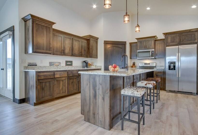 Tranquil Silverwood Estates < 1 Mile To River!