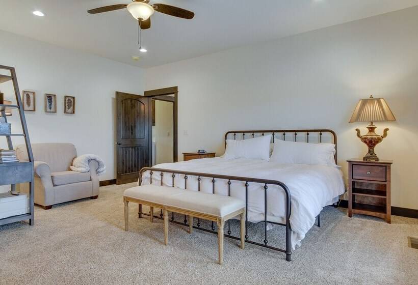 Tranquil Silverwood Estates < 1 Mile To River!