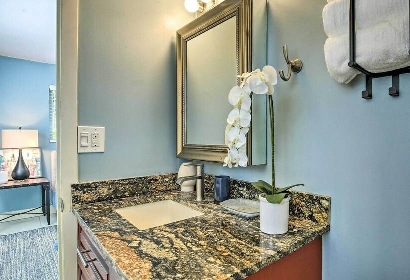 Tropical Fort Lauderdale Home: 3 Mi To Beach!