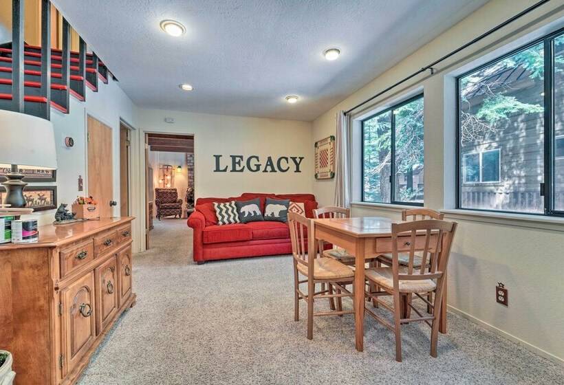 Near Lake: Cabin W/ Fire Pit & Grill In Truckee!