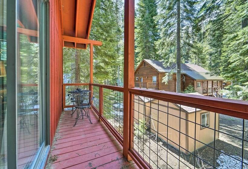 Near Lake: Cabin W/ Fire Pit & Grill In Truckee!