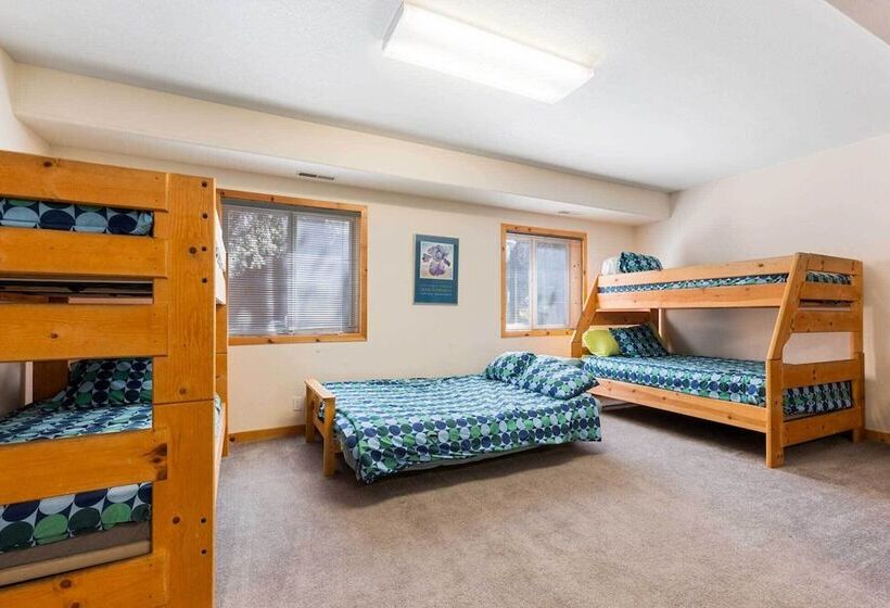 Truckee Mountain Home < 8 Mi To Donner Lake!