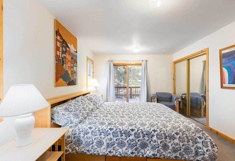 Truckee Mountain Home < 8 Mi To Donner Lake!