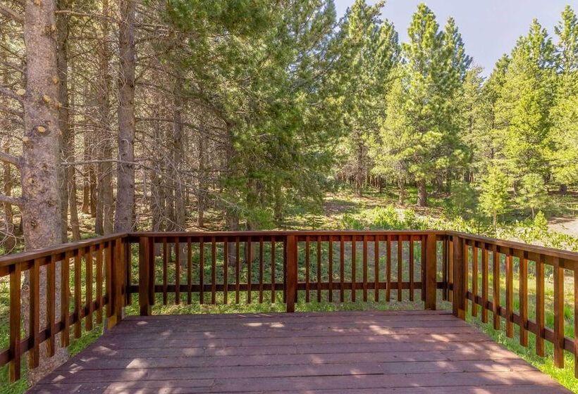 Truckee Mountain Home < 8 Mi To Donner Lake!