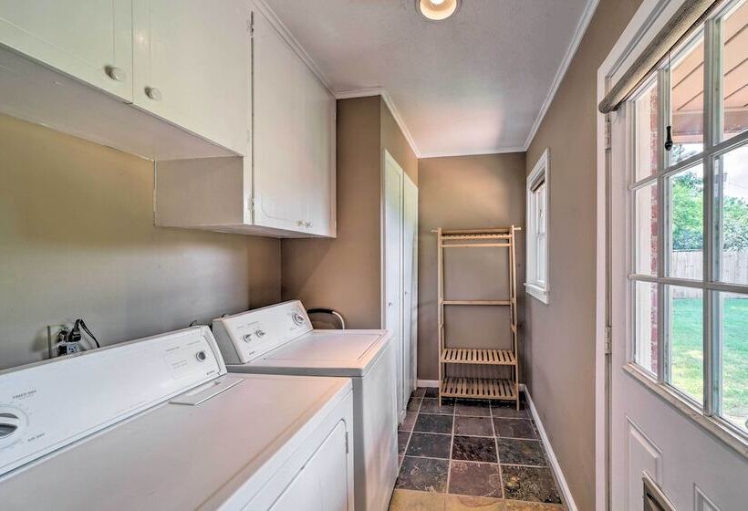 Pet Friendly Tulsa Home < 6 Mi To Dtwn!