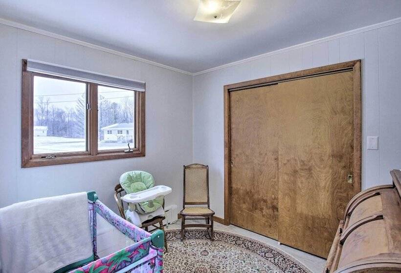 Two Rivers Thiede House   Walk To Lake Michigan!