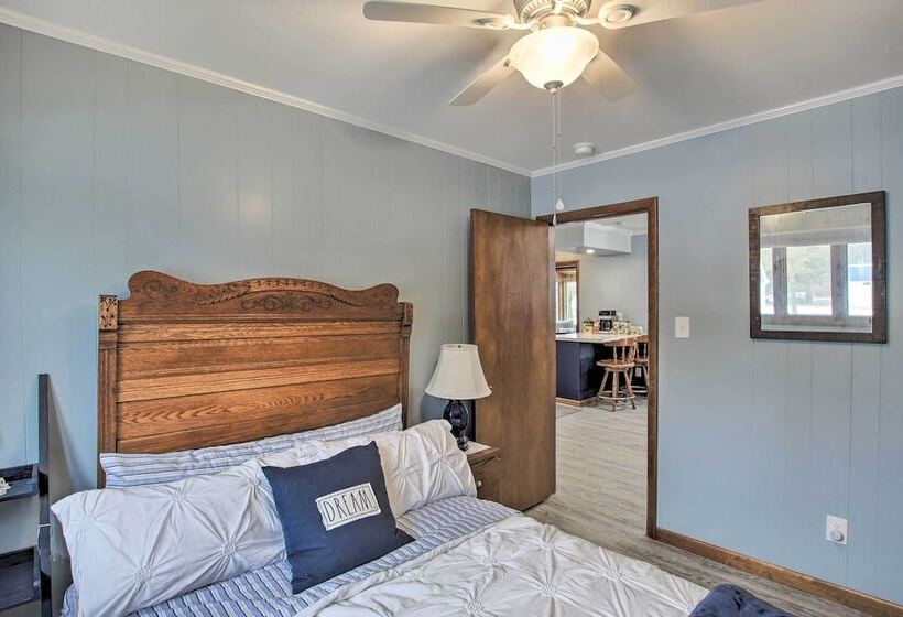 Two Rivers Thiede House   Walk To Lake Michigan!