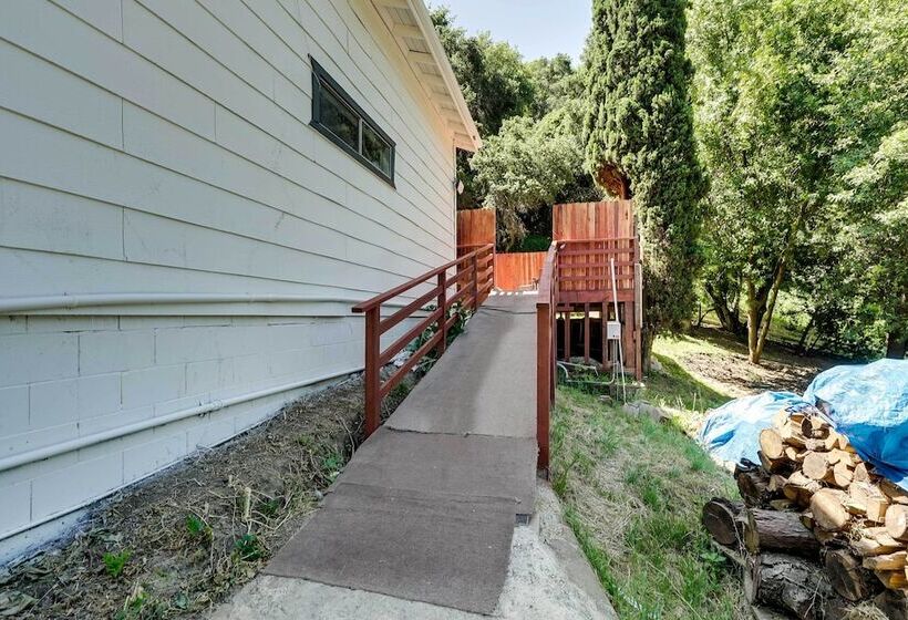 Unique Castro Valley House 30 Mi To San Fran!