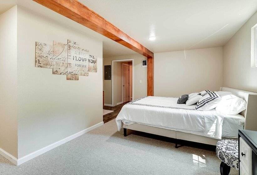 Unique Castro Valley House 30 Mi To San Fran!