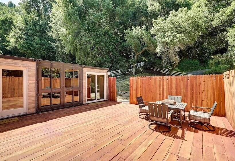 Unique Castro Valley House 30 Mi To San Fran!