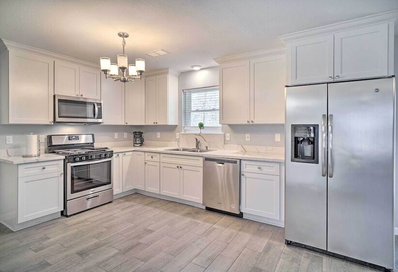 Updated Baton Rouge Home W/ Grill ~ 10 Mi To Dtwn!