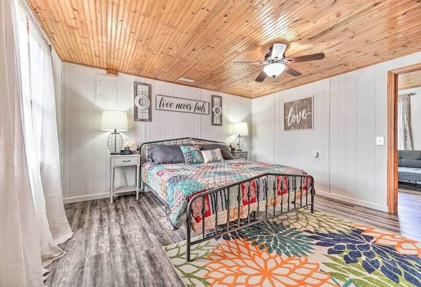 Updated Beattyville Ranch Style Home W/ Yard!