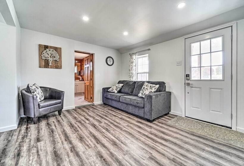 Updated Beattyville Ranch Style Home W/ Yard!