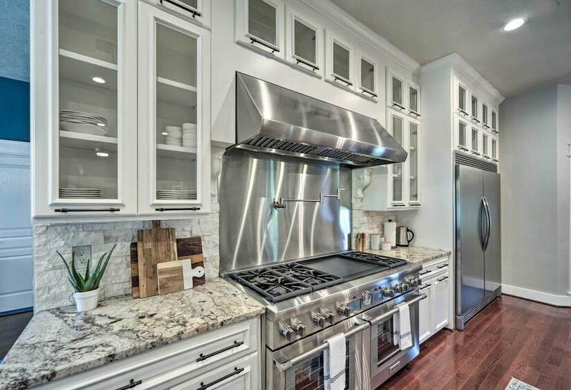 Buda Home W/ Deck & Fire Pit 15 Mi To Austin!