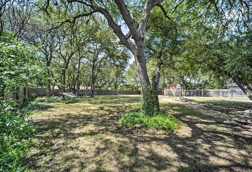 Buda Home W/ Deck & Fire Pit 15 Mi To Austin!