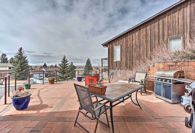 Upscale Laramie Home W/ Hot Tub & Patio!