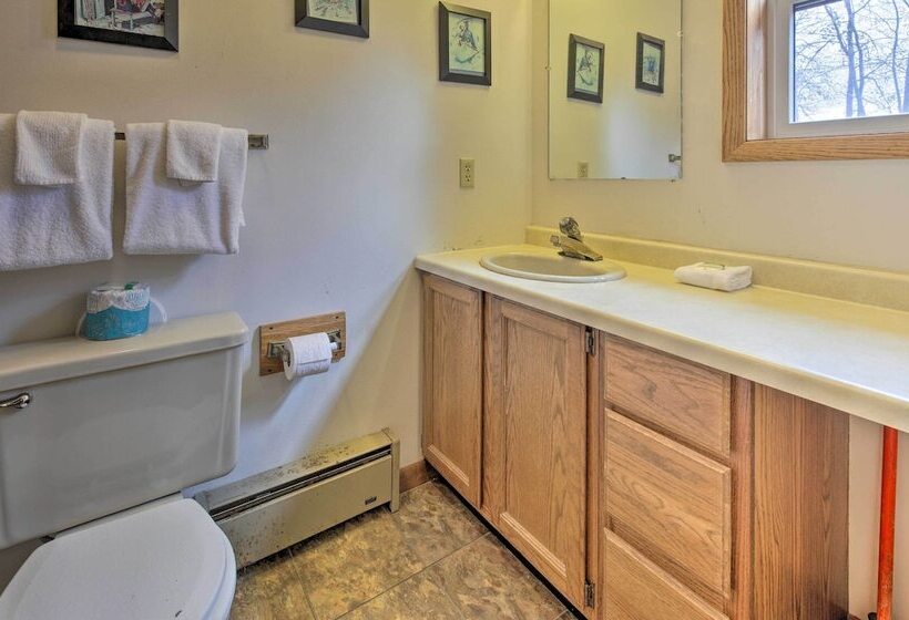 Upson Ski In/ski Out, End Unit Cabin W/ Fireplace!