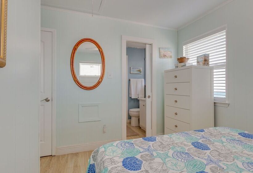 Waterfront Dauphin Island Home W/ Deck & Boat Dock